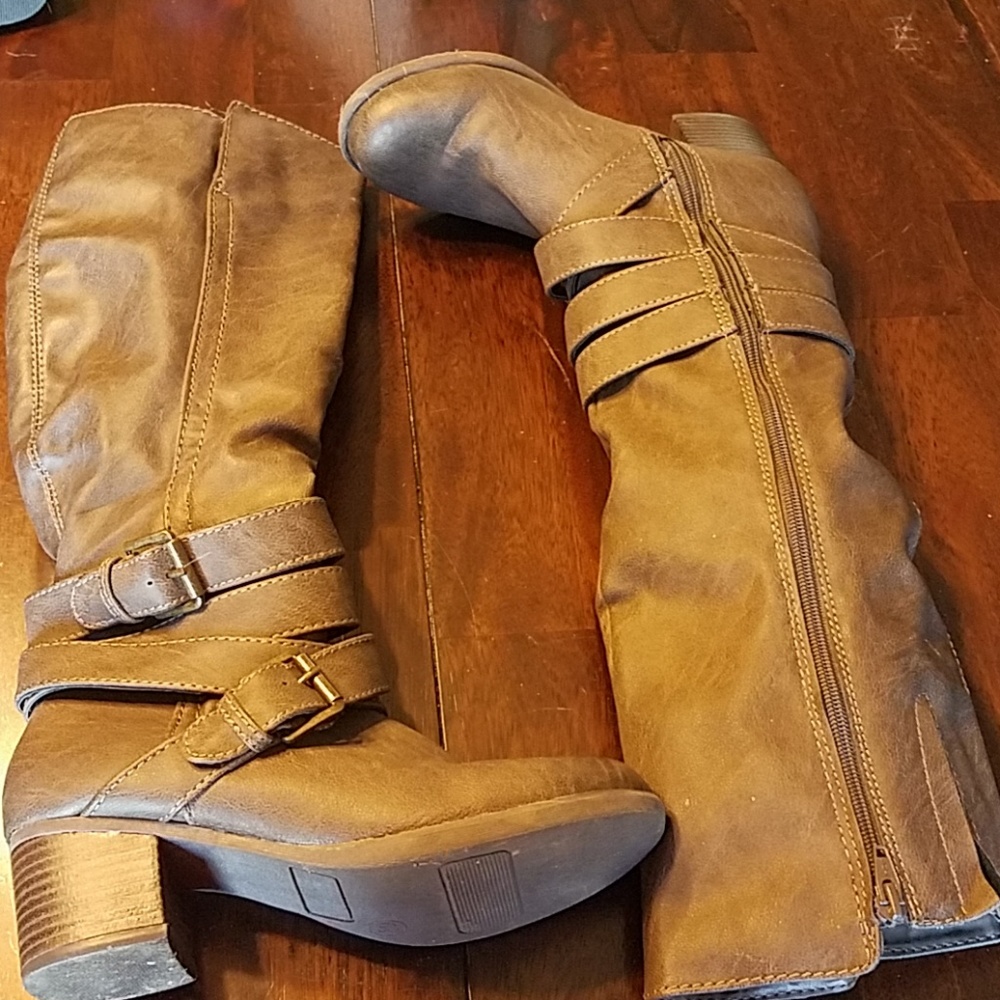 Boots, size 6.5